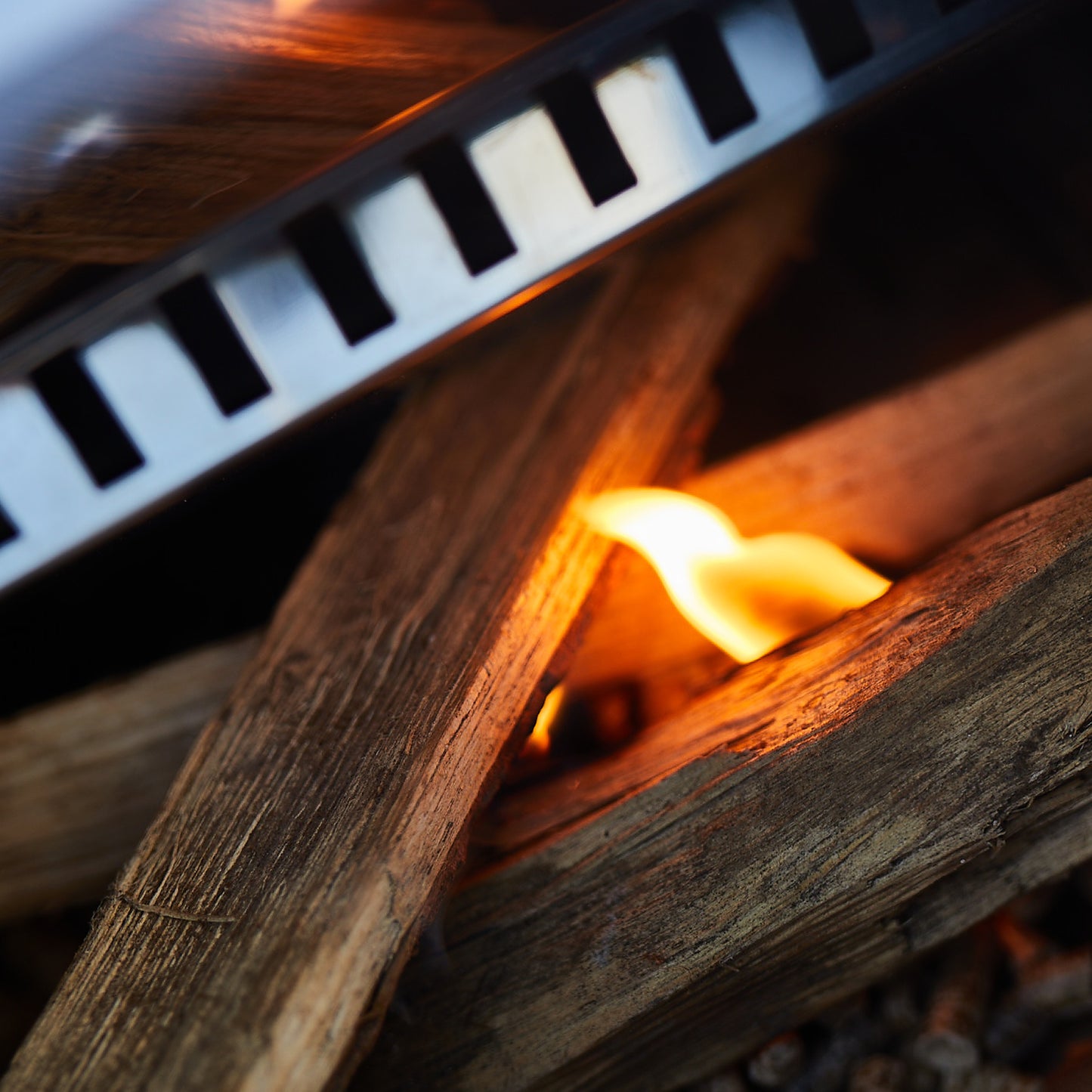 kiln dried hardwood pieces pizza oven